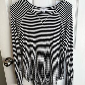 Evereve Striped Long Sleeve Top - Black and White
